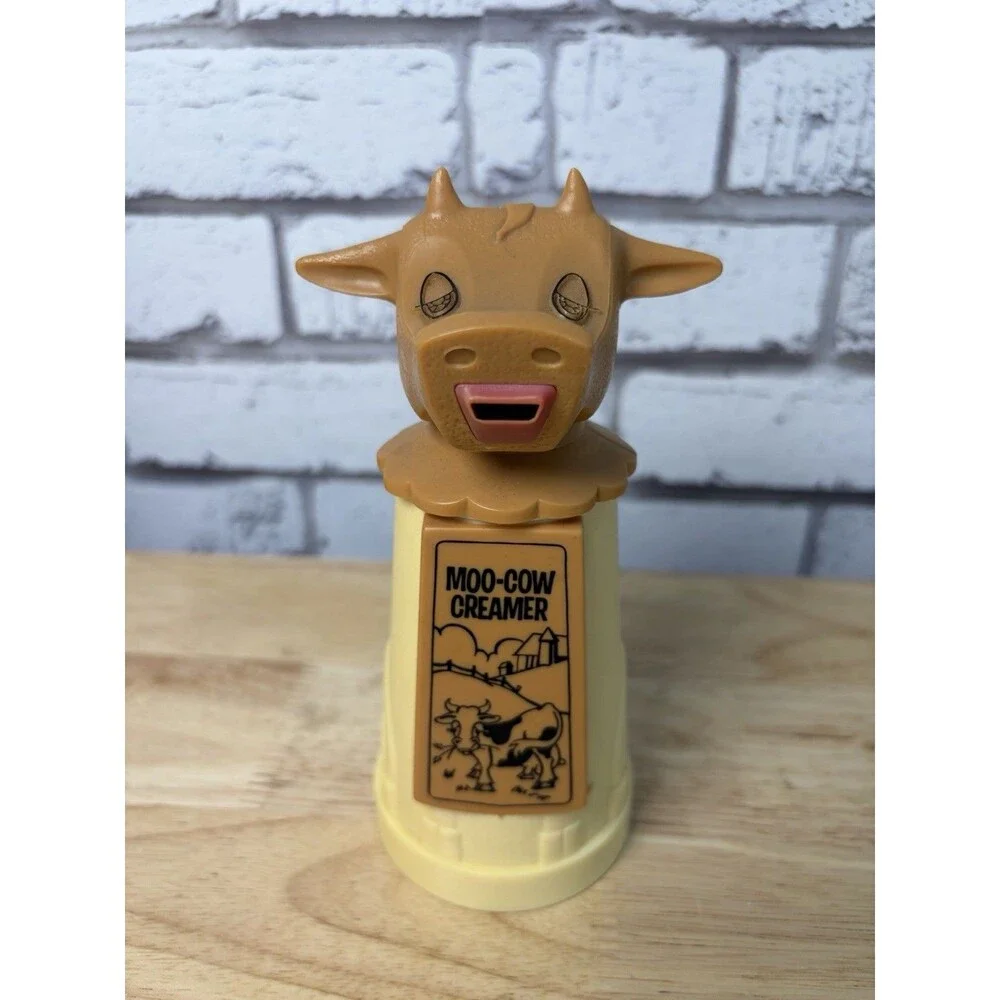 Vintage Moo Cow Creamer Whirley Industries Warren Penn USA - cow creamer - New